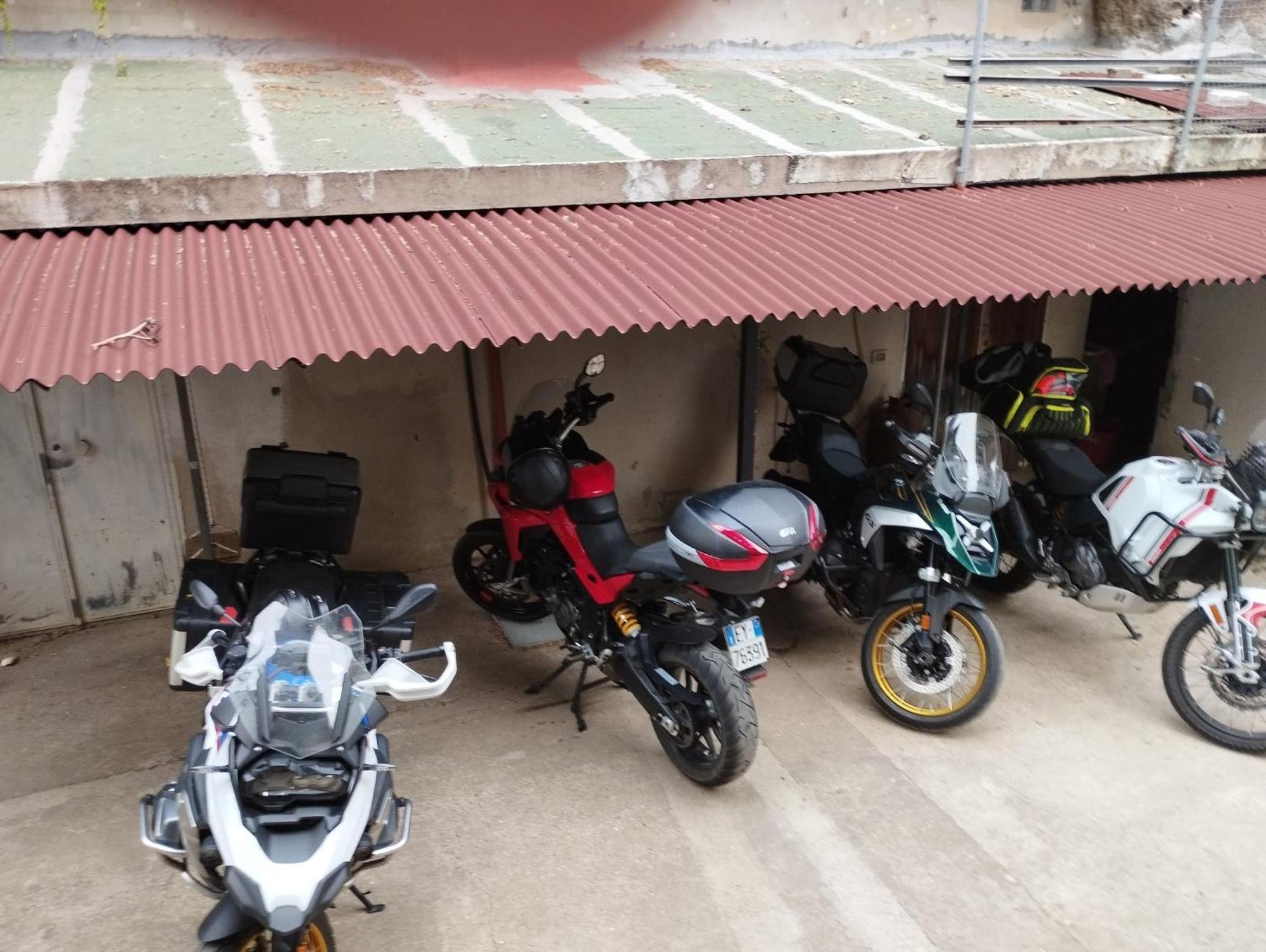 B&B Bassu 보사 외부 사진